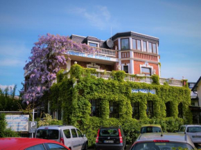  Hotel Am Kurpark  Маленте